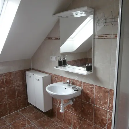 Jaro * Хоцеради