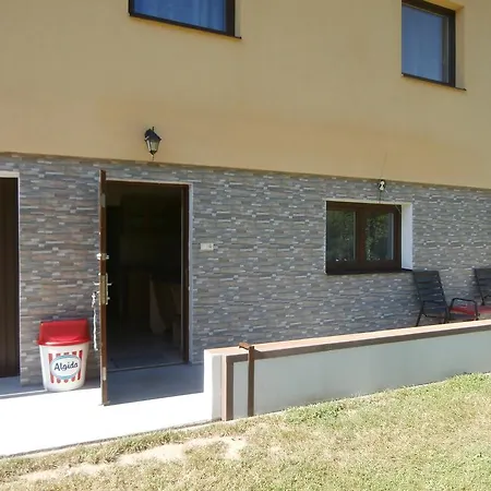 Jaro Apartmán Chocerady