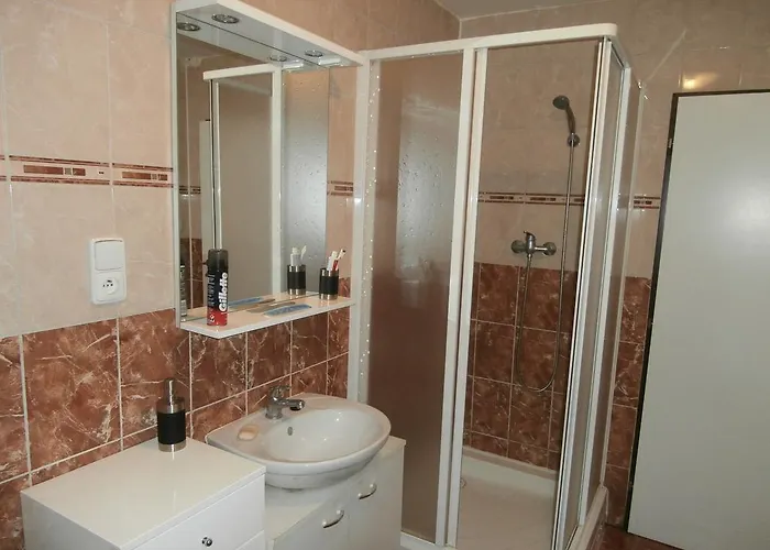 Jaro Apartment *